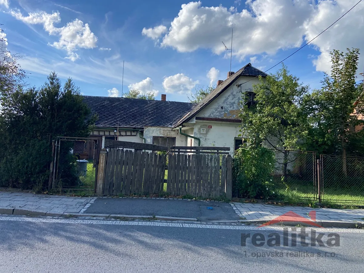 Prodej rodinného domu 68 m², pozemek 1390 m²